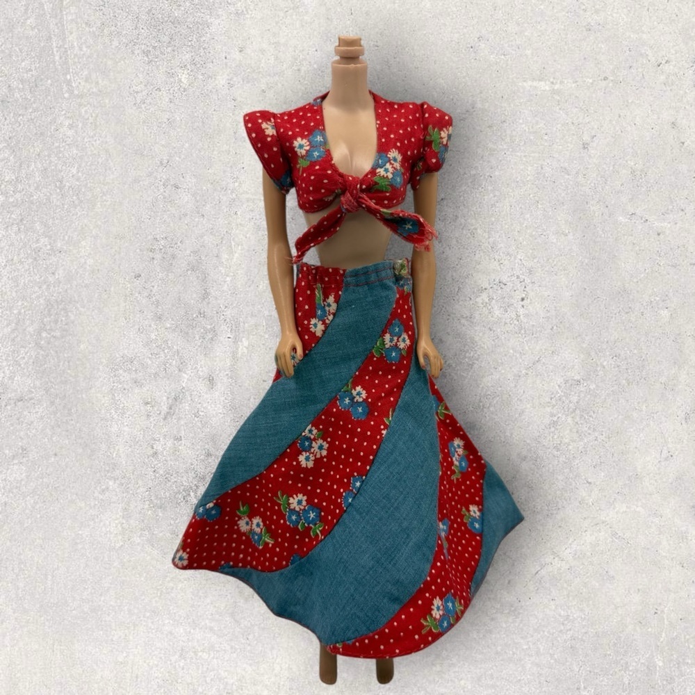 Vtg BARBIE BEST BUY #7209 Blue And Red Floral Polka Dot Swirl skirt  top 1975